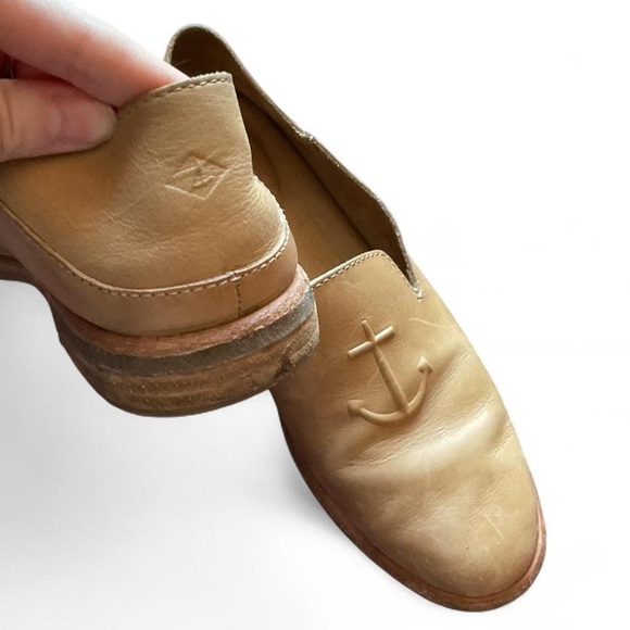 Sperry Tan Loafers with Anchor Design - Picture 3 of 6